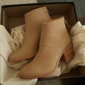 Nisolo Dari Boots Size 8